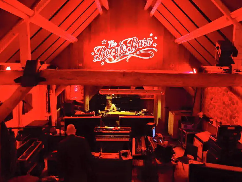 Boogie Barn